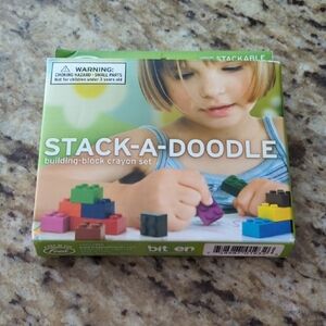 Fred Stack-A-Doodle Building-Block Crayon Set
